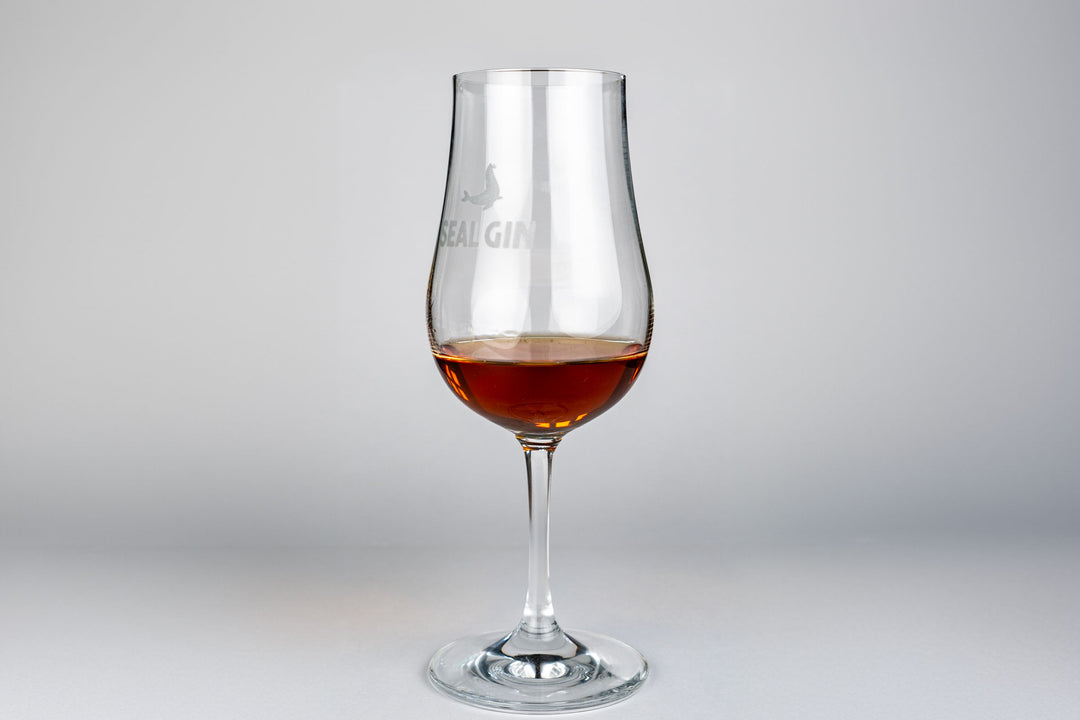 Glas: Tasting SEAL GIN
